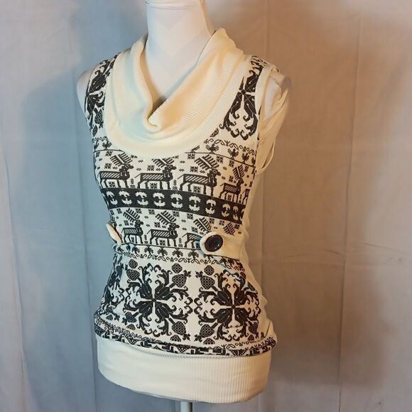Bui Yah Kah Sleeveless Knit Sweater - Picture 7 of 7